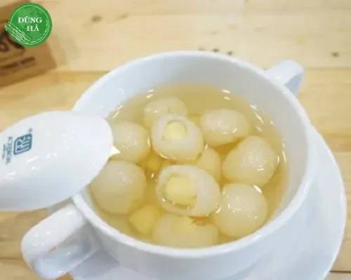 Chè Hạt Sen Long Nhãn
